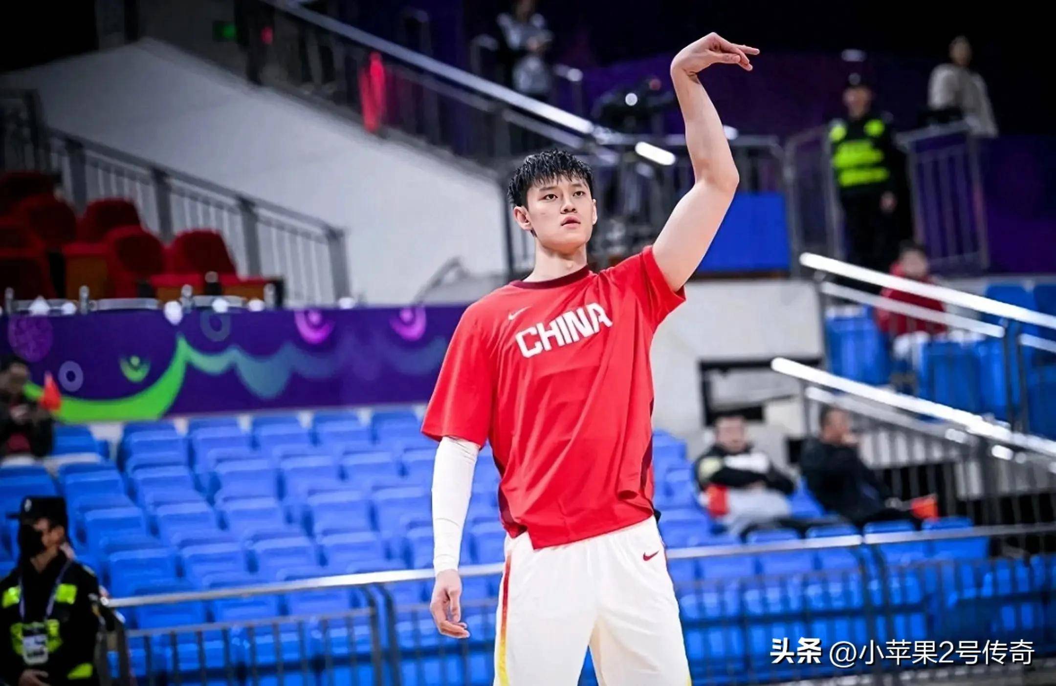 亚预赛-中国男篮101-53大胜关岛曾凡博14+8